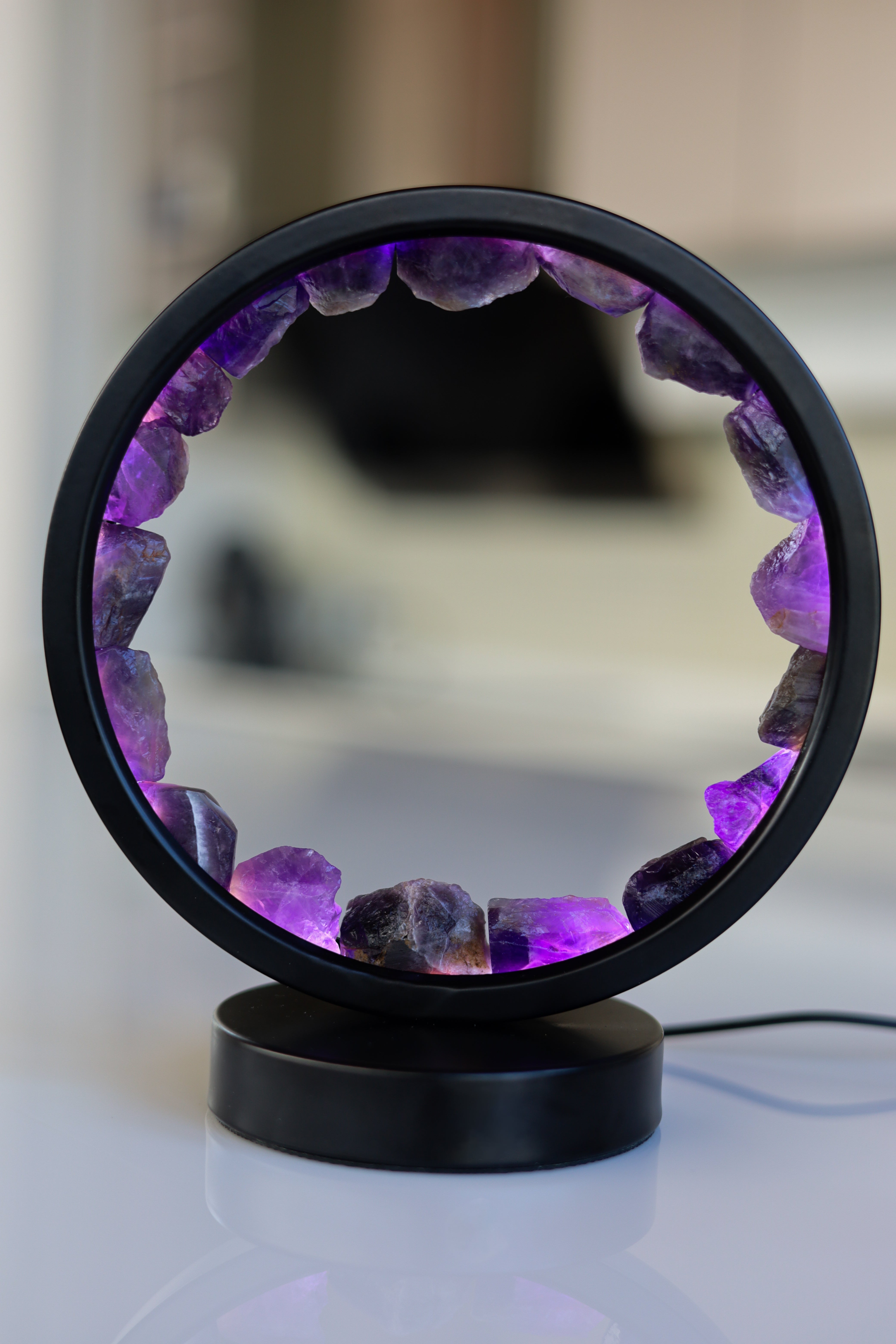 Tranquilt Lys – Ametystlampe til Spirituel Ro