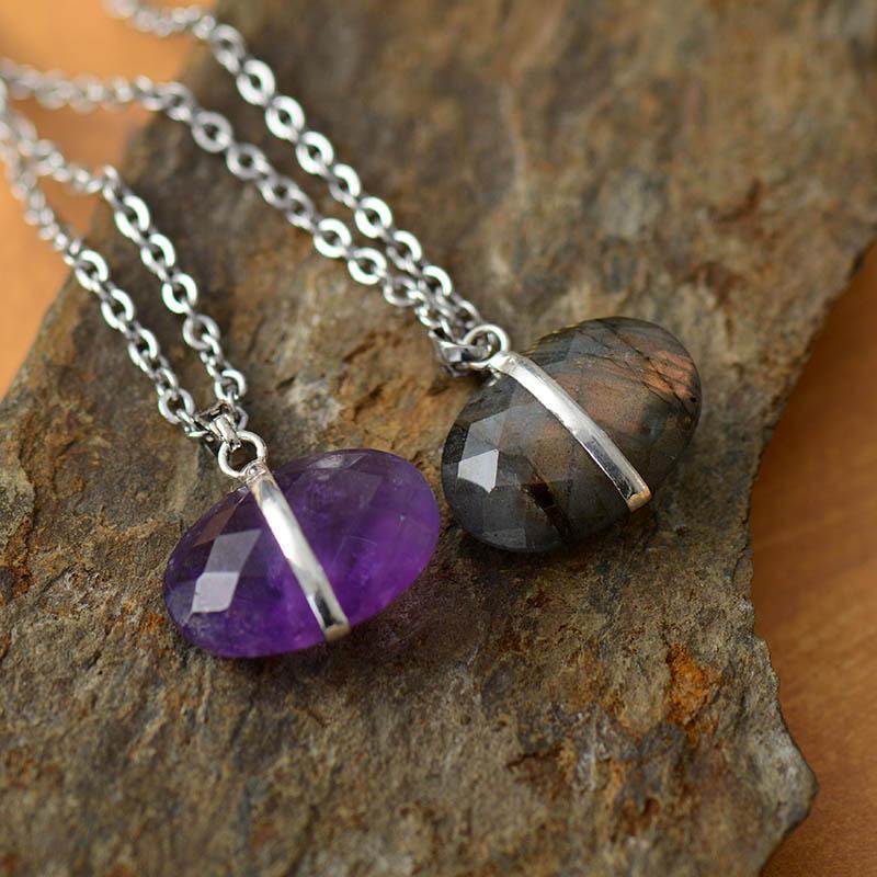 Halskæde "Evig Heling" med vedhæng